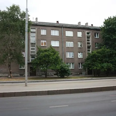 Parnu Maantee 125a *