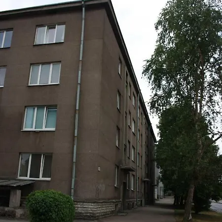 Parnu Maantee 125a *